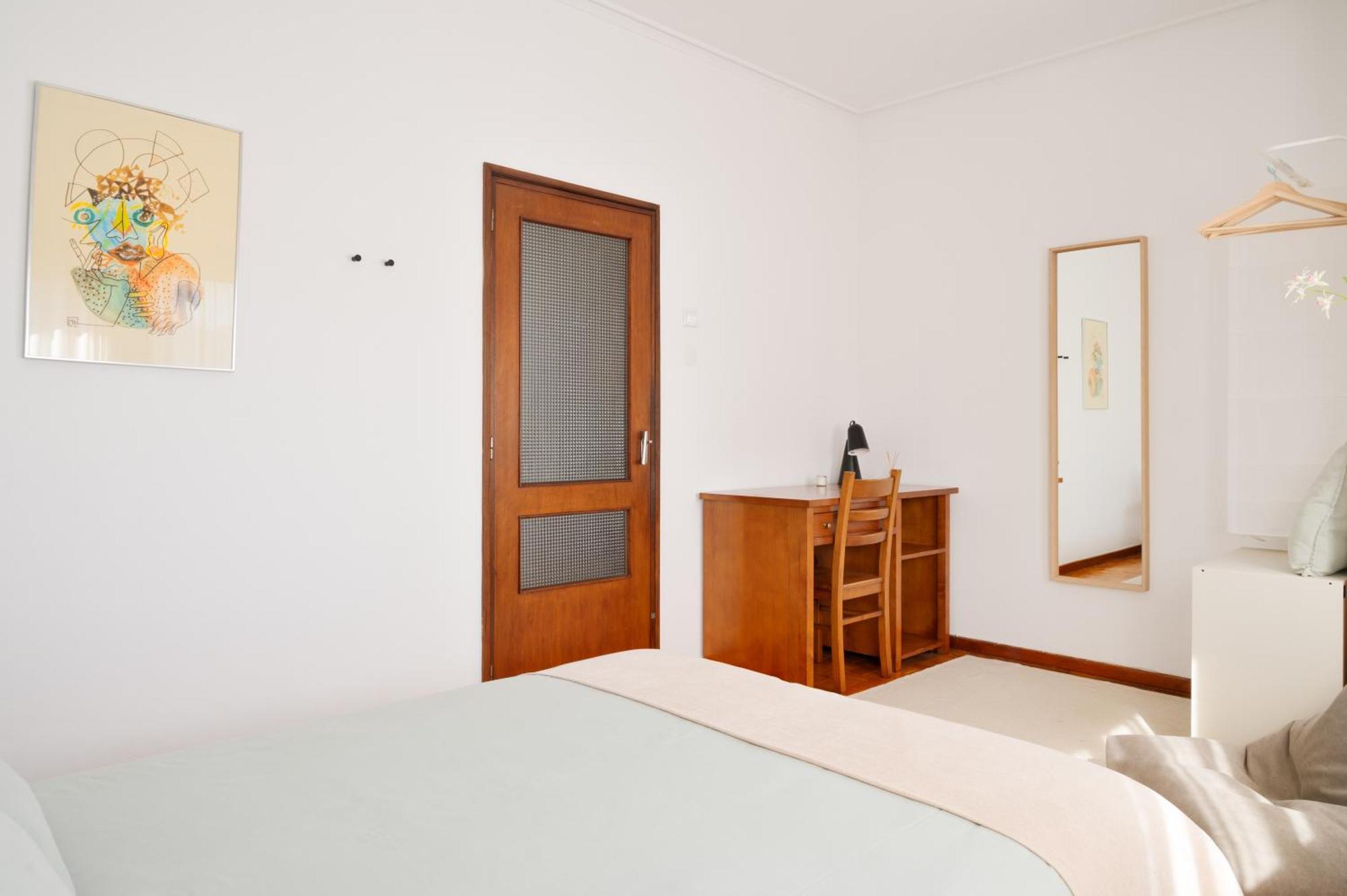 Апартаменти ! Bright 2Br Hammock Flat ! Praca Da Republica Порту Екстер'єр фото