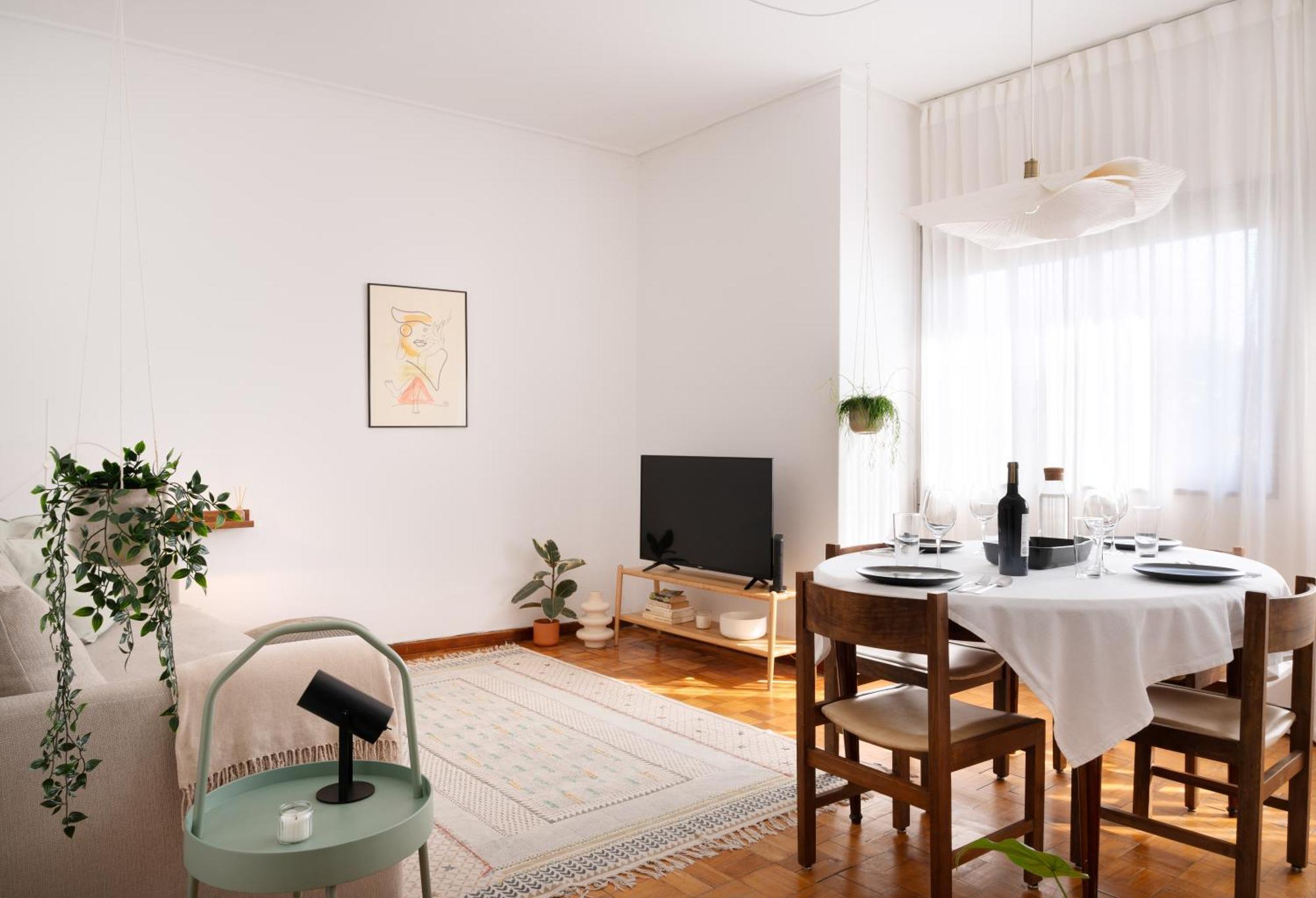 Апартаменти ! Bright 2Br Hammock Flat ! Praca Da Republica Порту Екстер'єр фото
